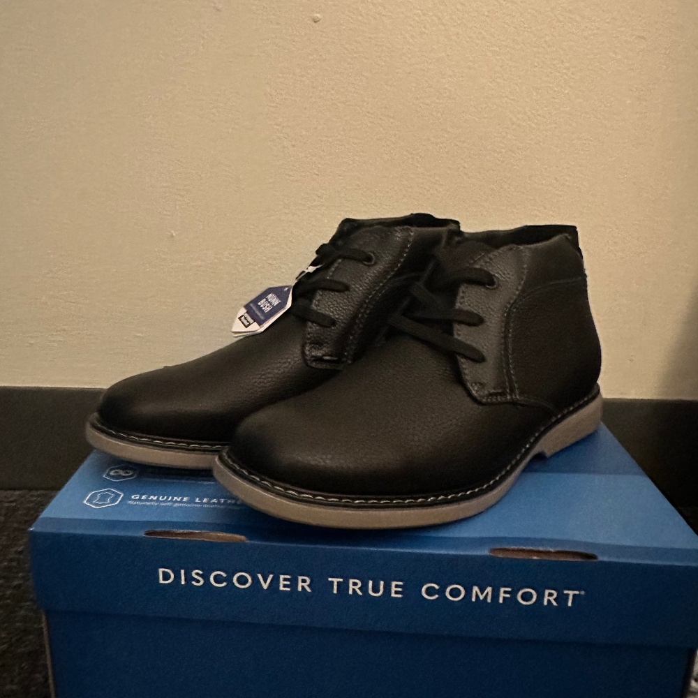 Nunn Bush Otto Plain Toe Chukka Men's Shoe (Black)